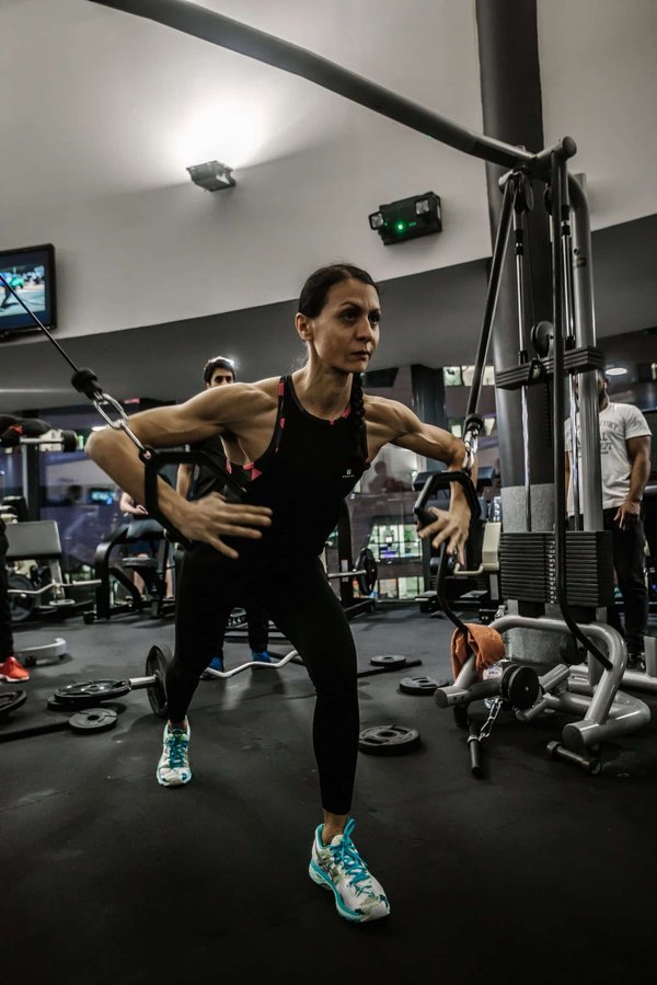 En gymnastique, qu'est-ce qu'une « Poutre d'équilibre » et comment maîtriser les routines ?